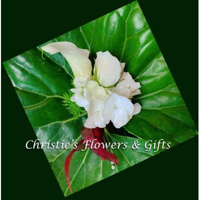 Calla Lily and Rose Boutonniere