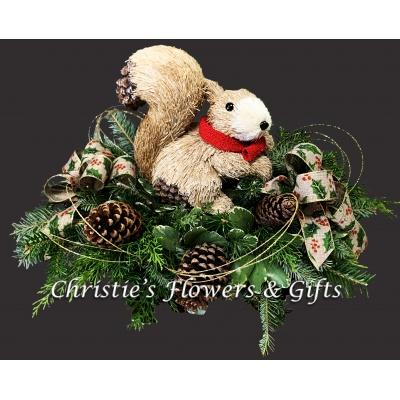 Wintergreens Centerpiece Squirrel