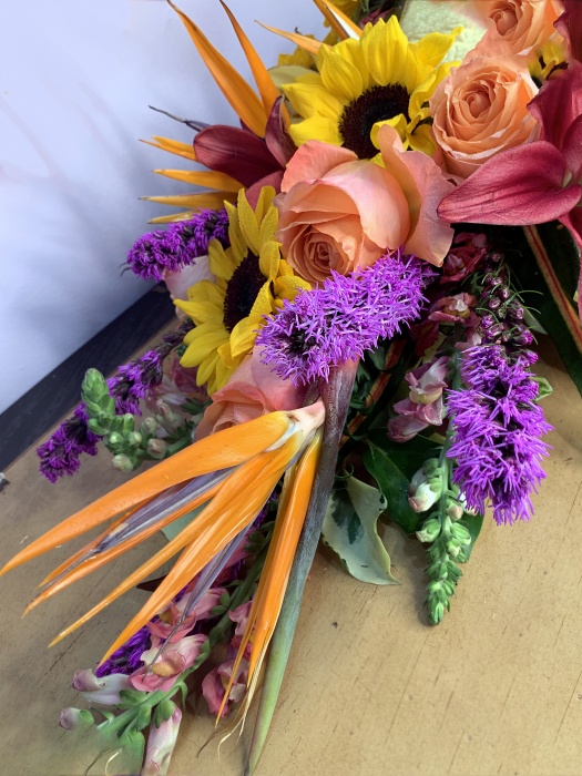 Tropical Sun Centerpiece 