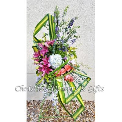Modern Remembrance Easel